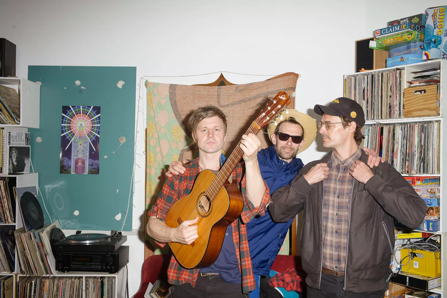 ANMELDELSE: Danskerblues og umiddelbar, melodisk skævhed på fremragende femmer