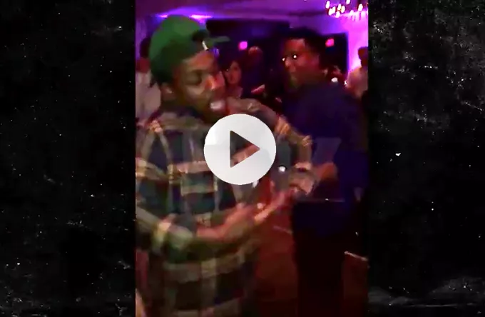 Se Kendrick Lamar crashe dansegulv til bryllup