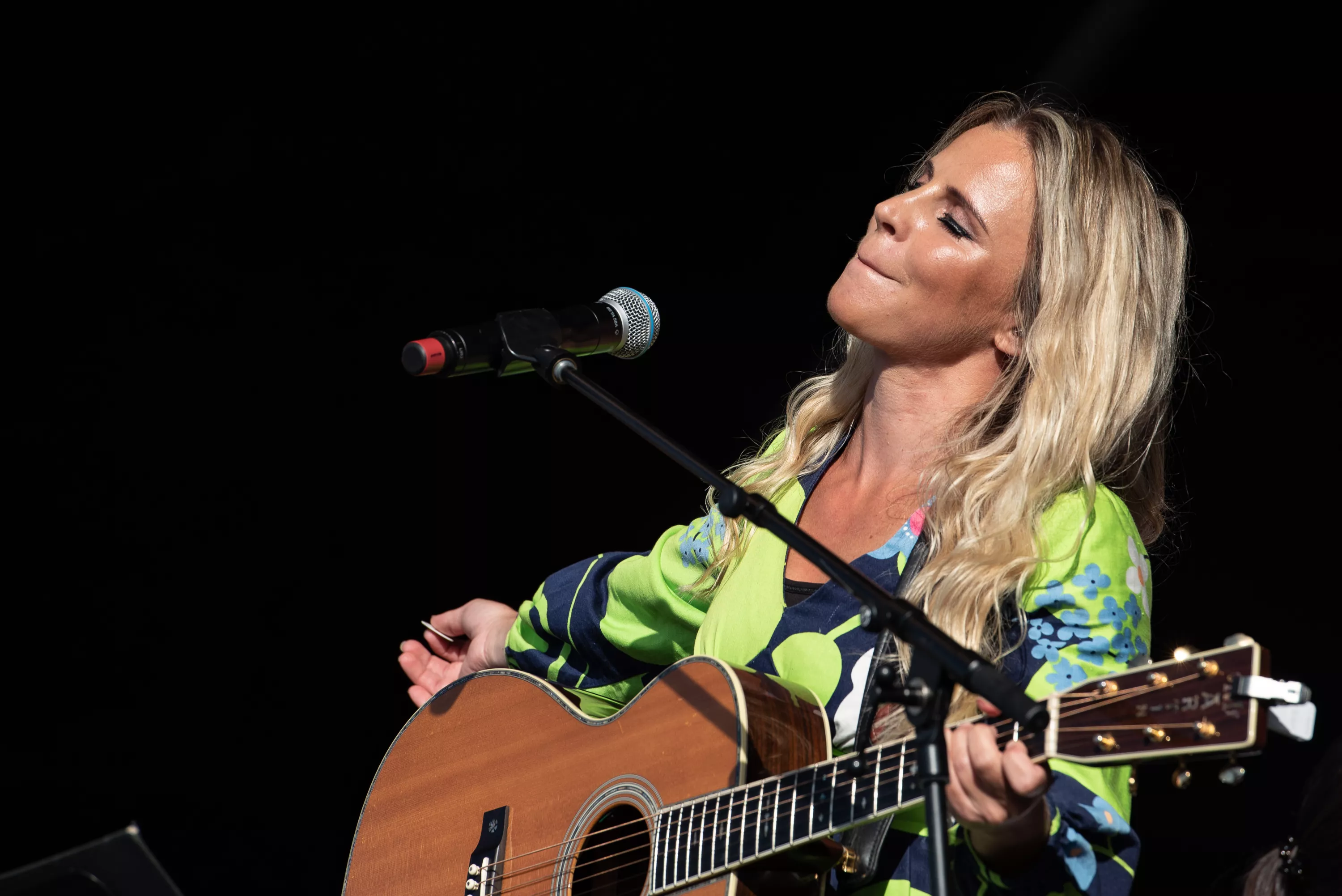 Lisa Miskovsky spelar på årets festivaler.