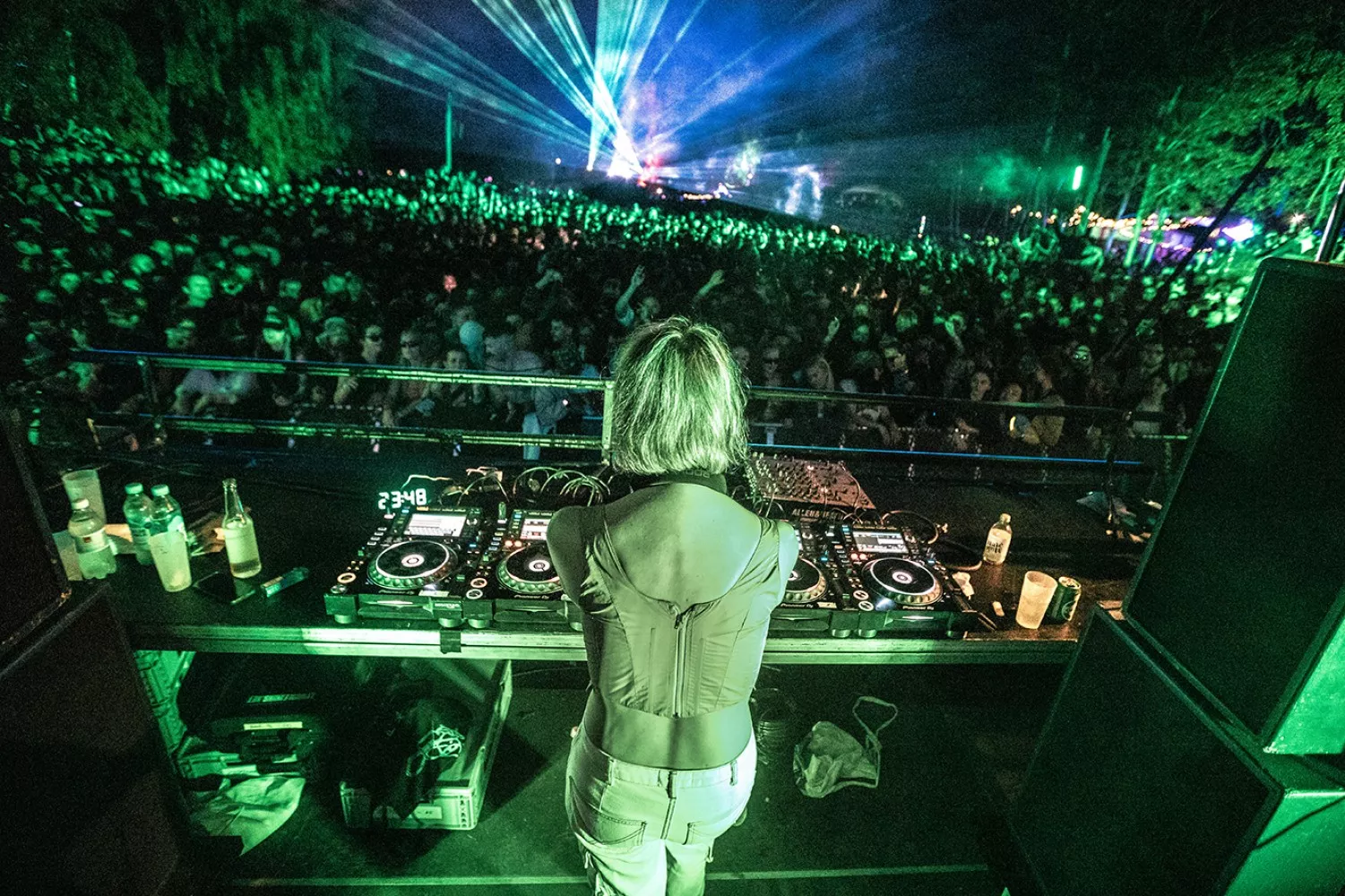 Gadefest, skovidyl og bangin’ techno