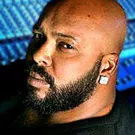 Skudregn mod hiphop-selskabs kontor