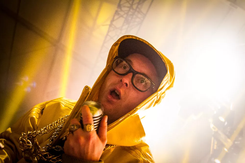 Maskinen och ytterligare 13 akter till stor julkonsert