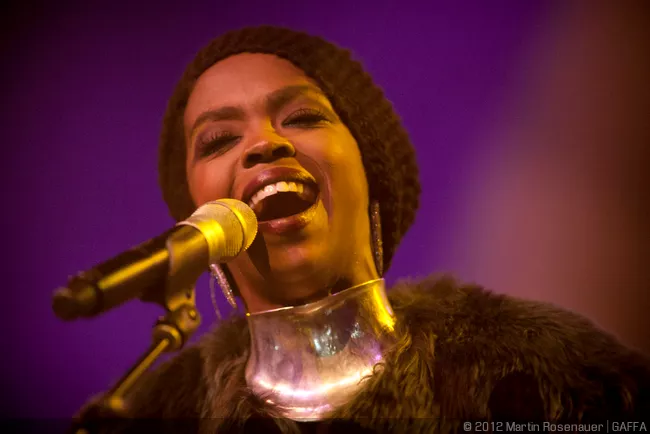Lauryn Hill till England