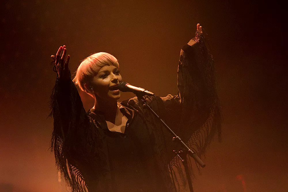 "Mindre fokus på show och mer på låtar"