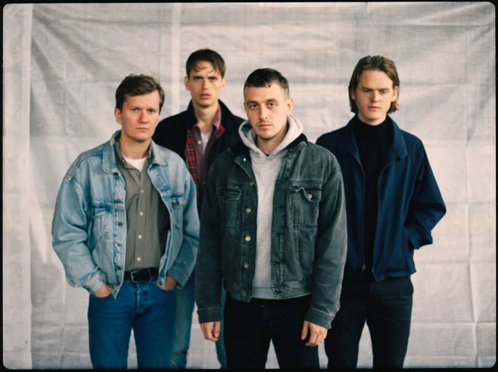 Stort Blaue Blume-interview: Sollys i et tungsind