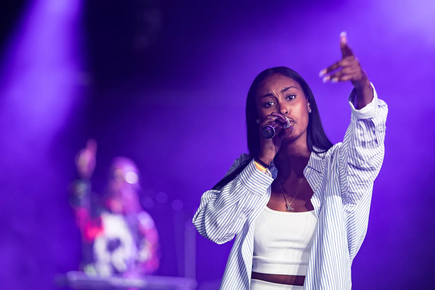 Lovende debut-ep fra talentfuld dansk pop/r&b/hiphop-kunstner