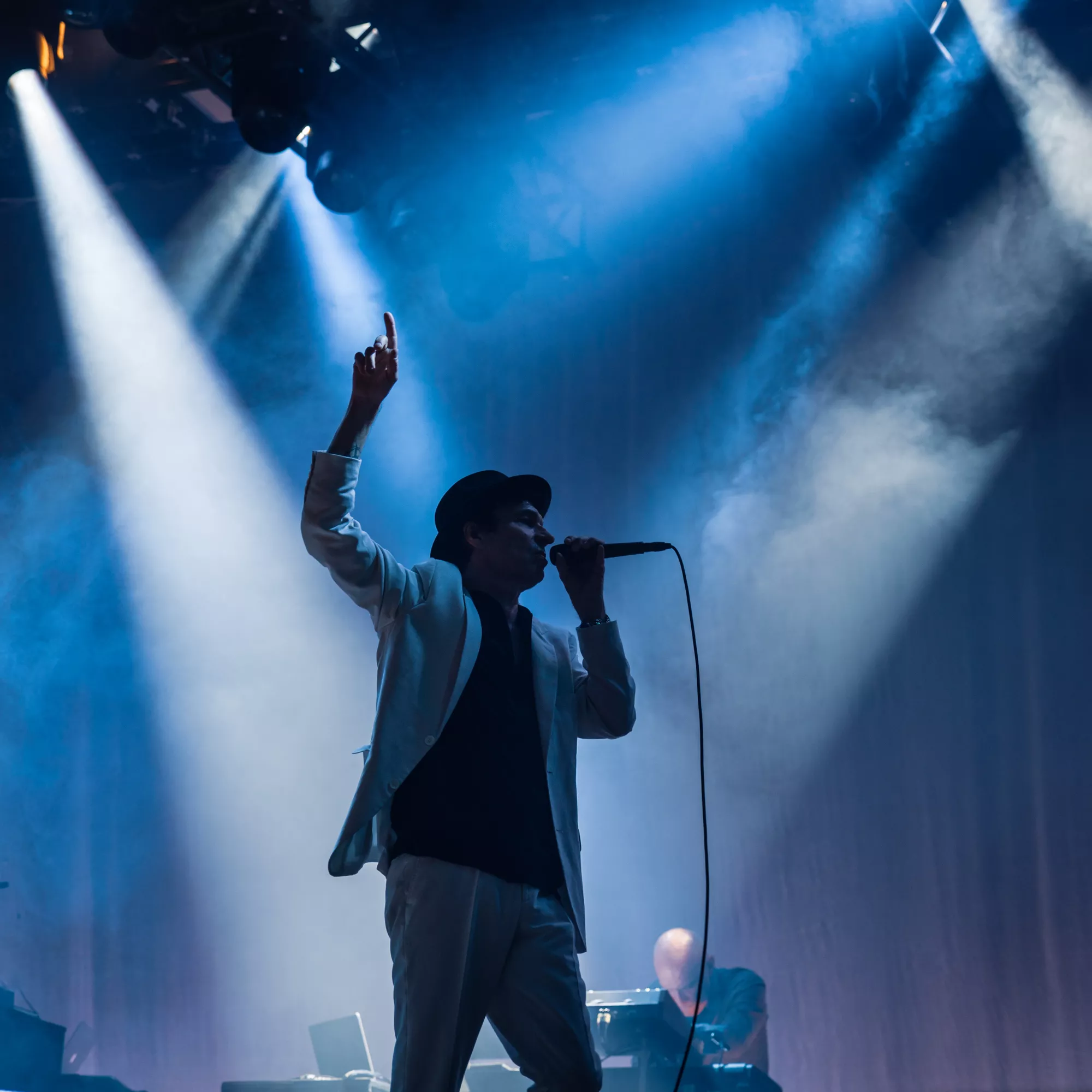 Thåström uppmärksammar Hästpojkens Ebba Grön-cover 