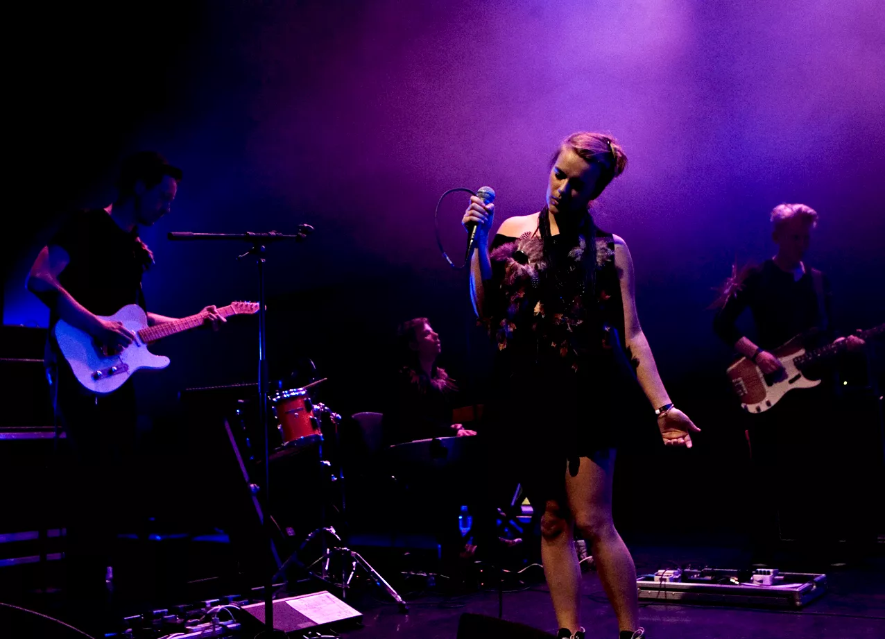 Mixtape: Scarlet Chives