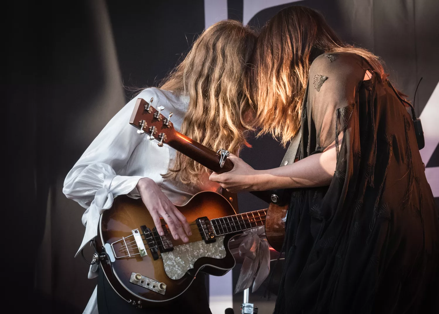 Hintar om nytt material