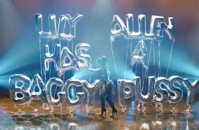 Se Lily Allen vise sin slappe *****