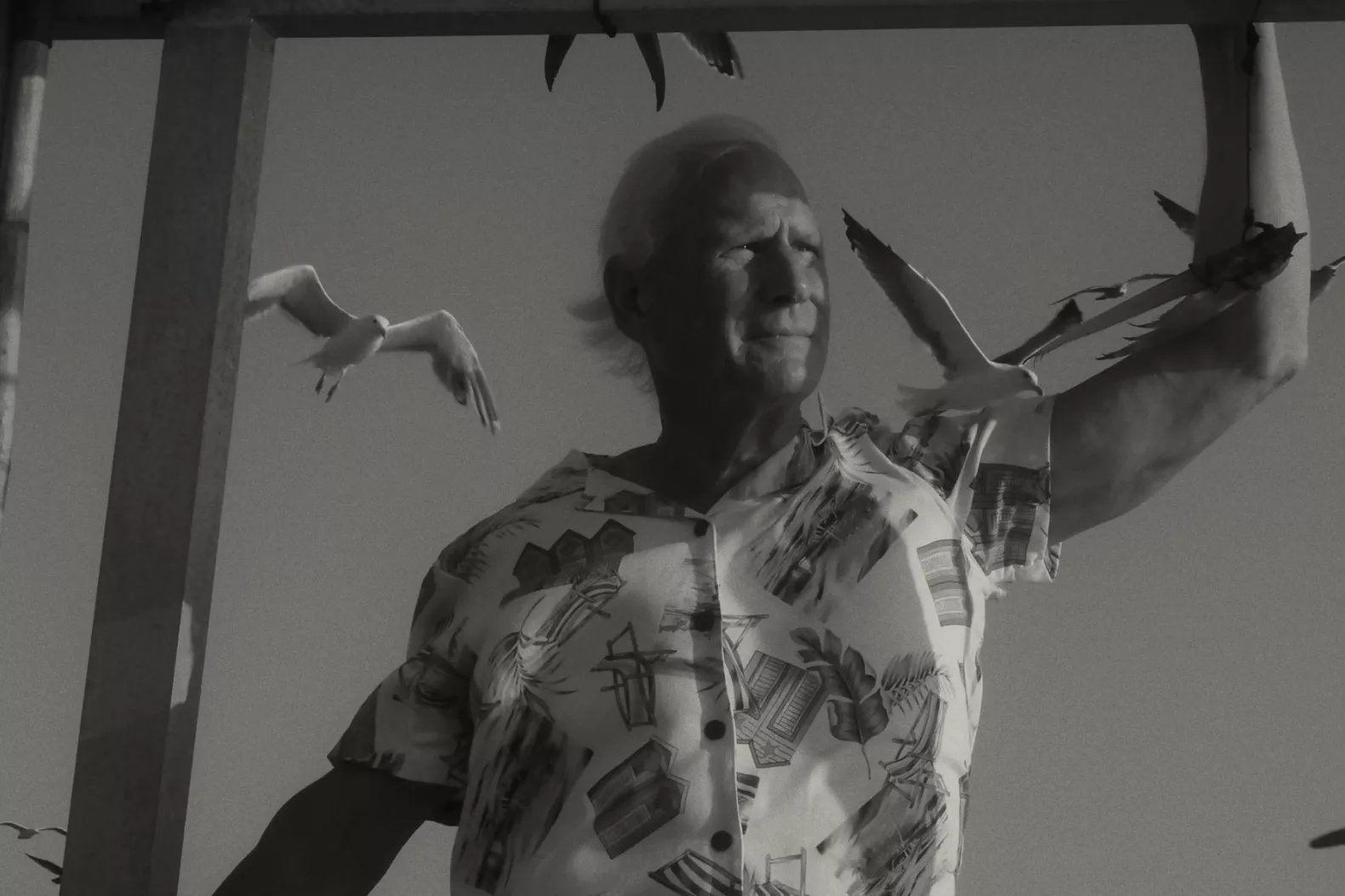 LYSSNA: Lana Del Reys pappa debuterar som artist