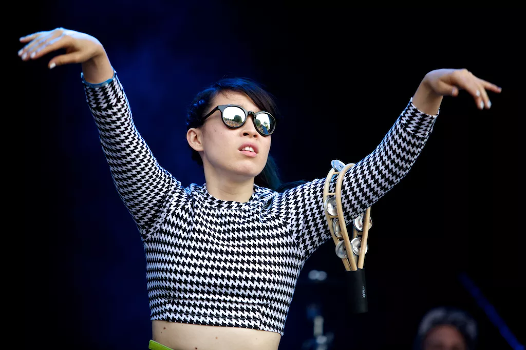 Little Dragon: Linné, Way Out West