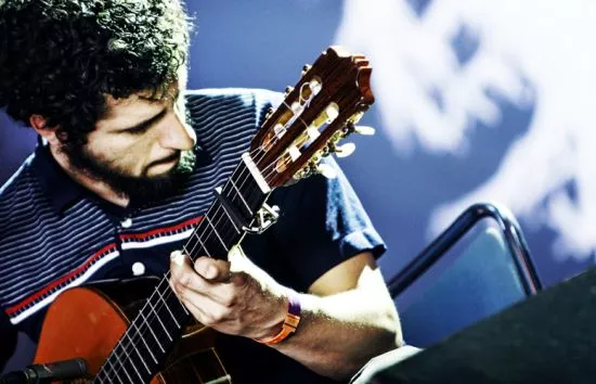 José González visar upp sitt vanliga liv