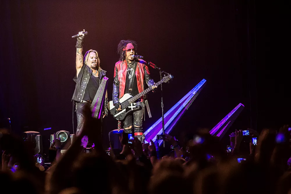 Mötley Crüe säljer hela sin låtkatalog