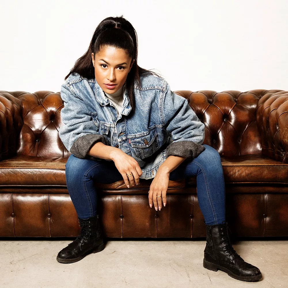 Linda Pira: "Jag skulle nog komma inflygande i en helikopter"