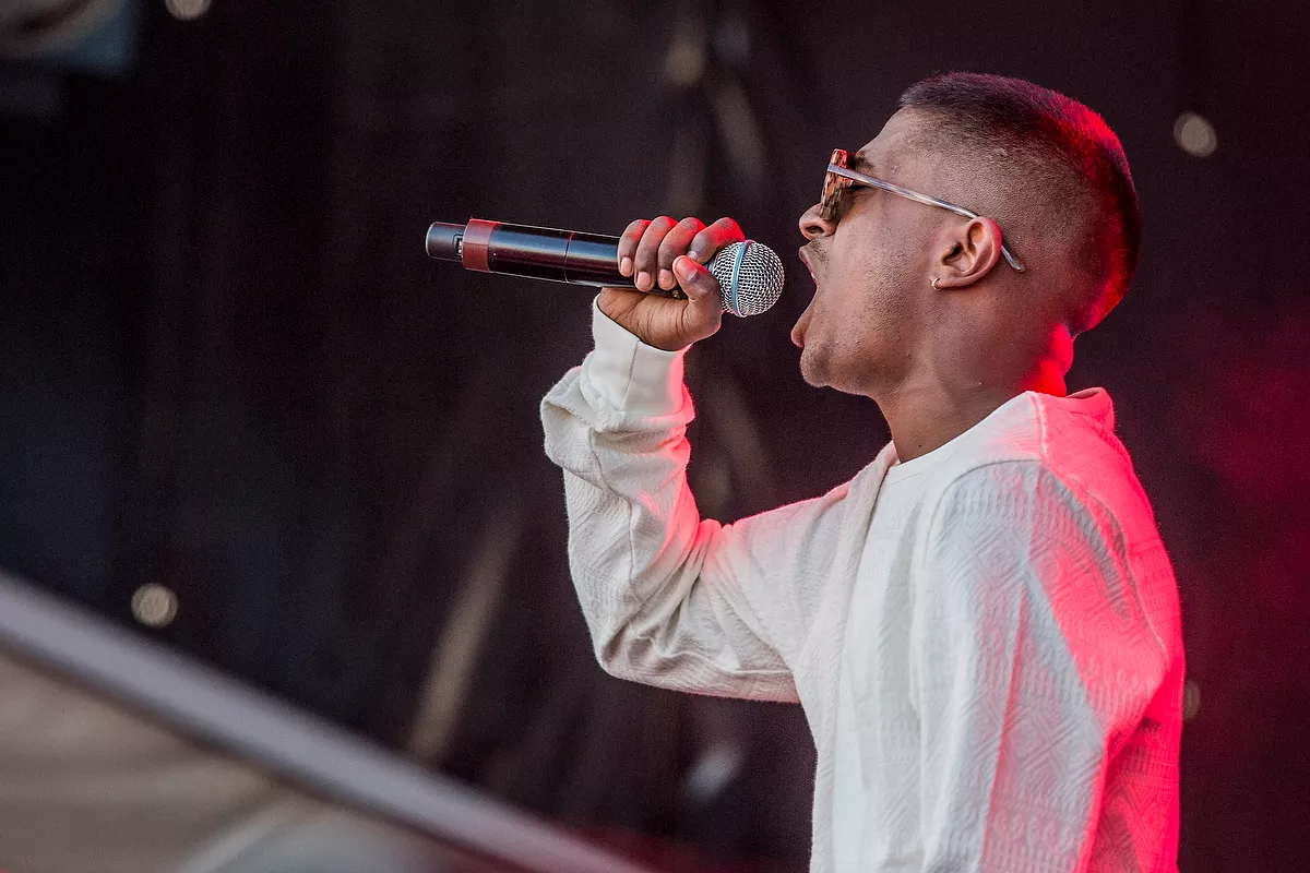 Lord Siva er glad for strippere sammen med TopGunn på den nye single ”Lapper”