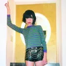 PJ Harvey udsender hvidt kridt