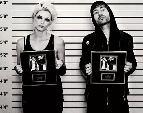 Electric Lady Lab sælger guld og udgiver debut