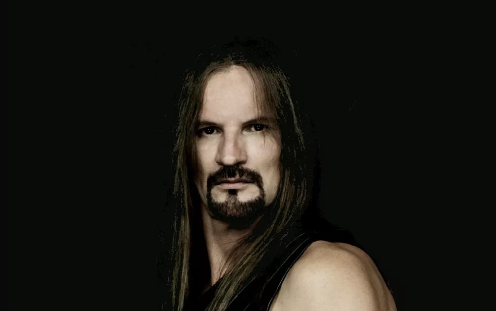 Scott Columbus er død