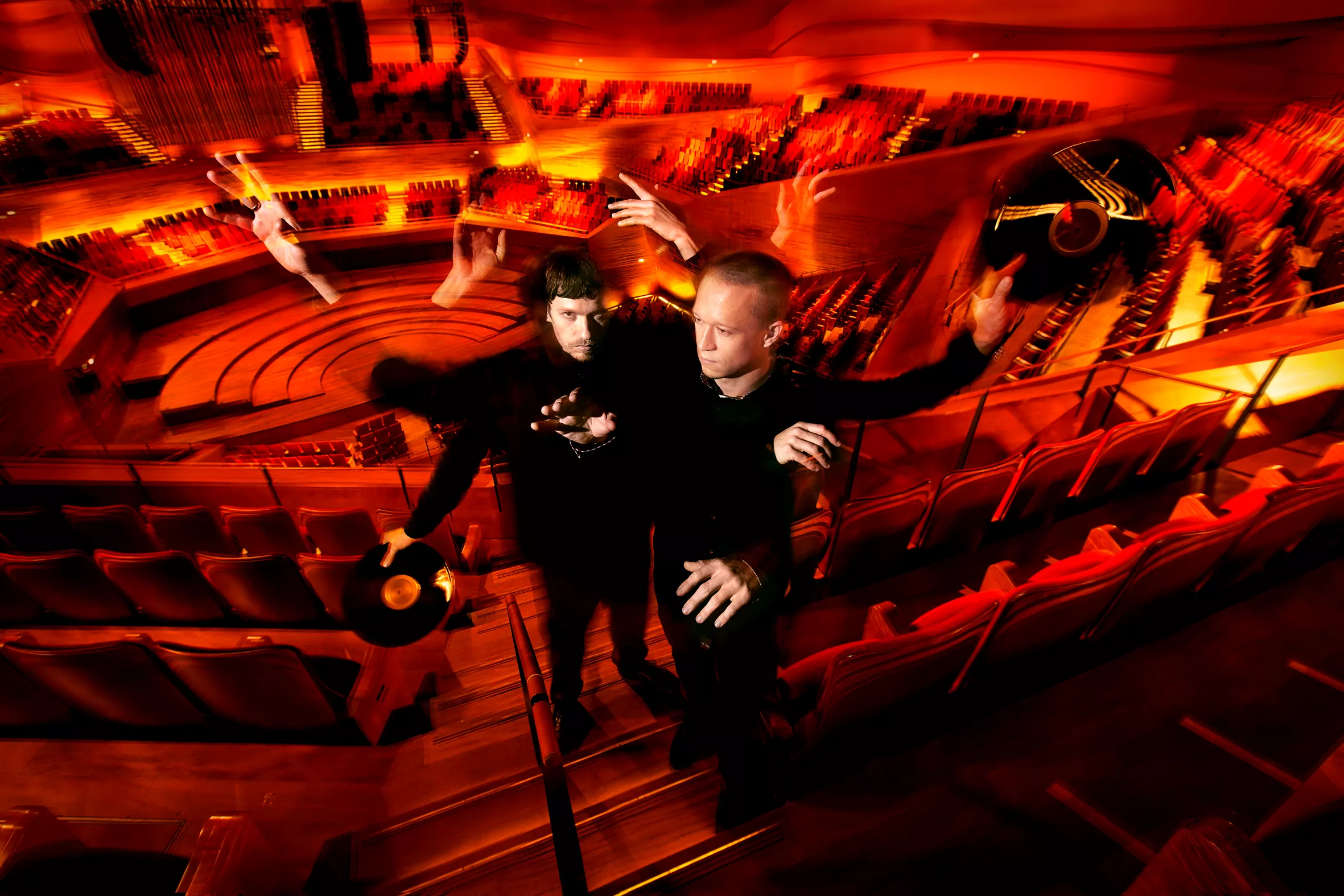 Den Sorte Skole: Forvent 70 minutters symfoni for sampler og kammerorkester