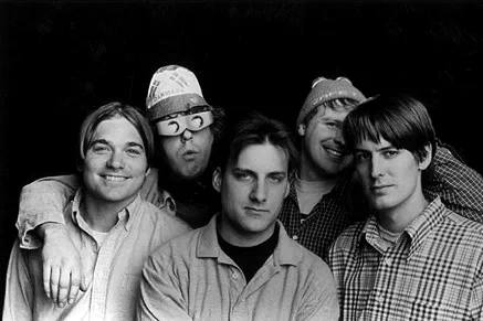 Pavement udskriver konkurrence for fans med grimme møbler