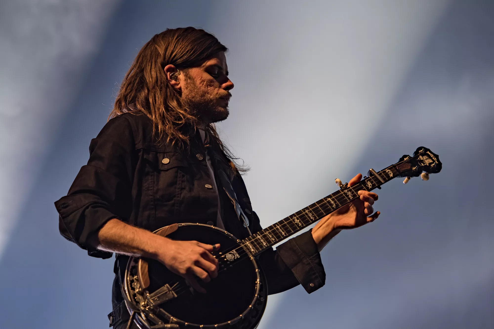 Spotify-kontroversen kallas för "Sovjet-liknande censur" av musiker