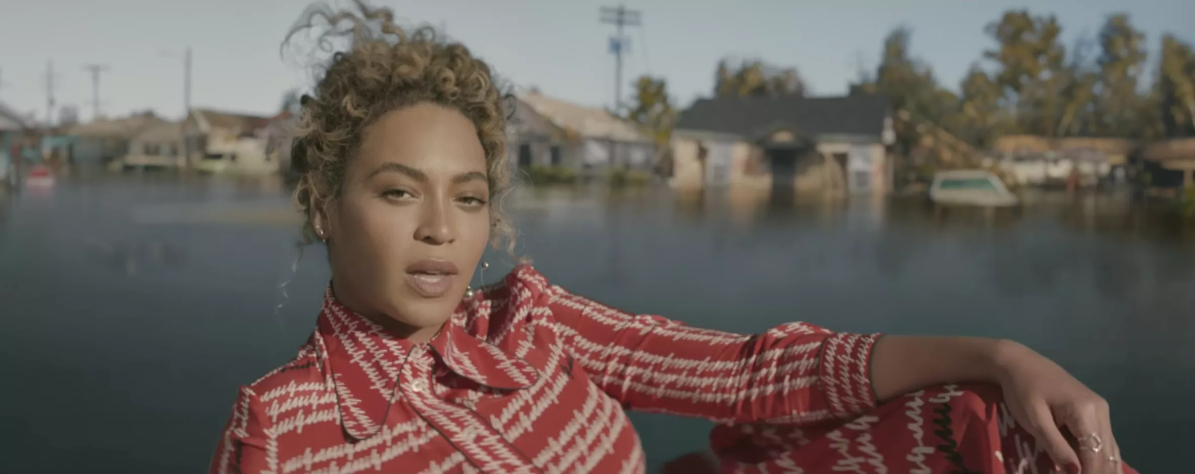 Beyoncé afslører graviditet