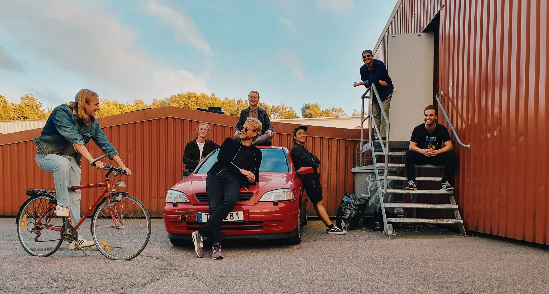 Styva Linan spelar på nöjesparken den 25 juli.