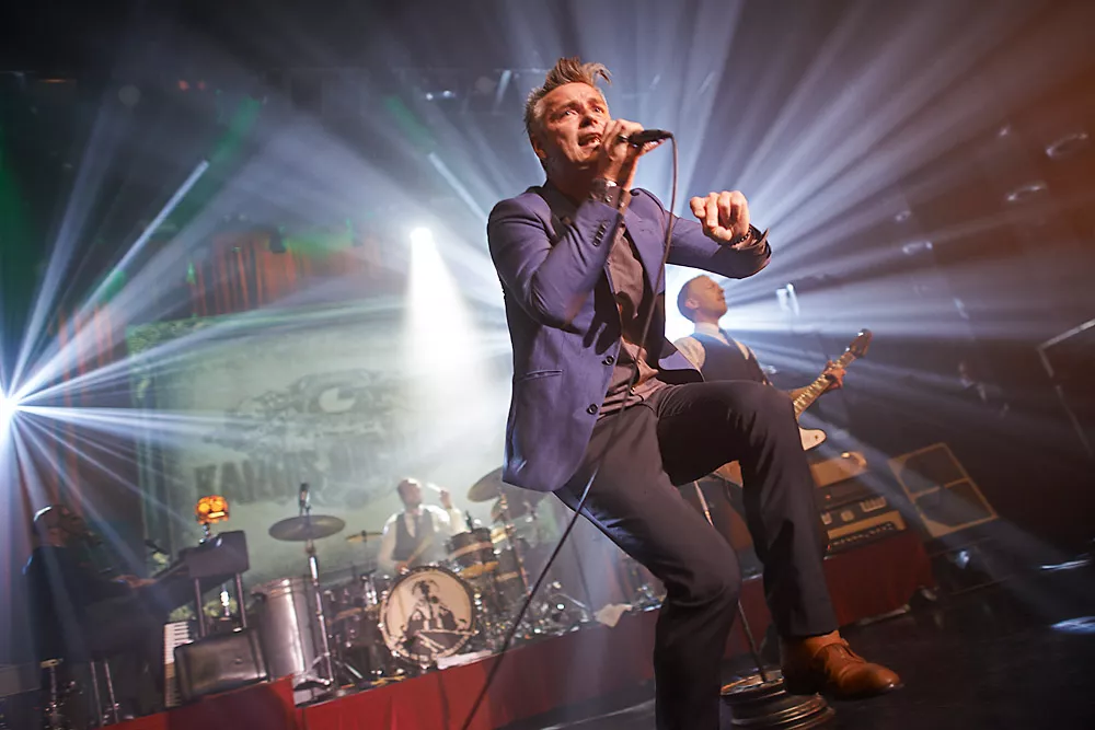 Kaizers Orchestra takker af med nyt album