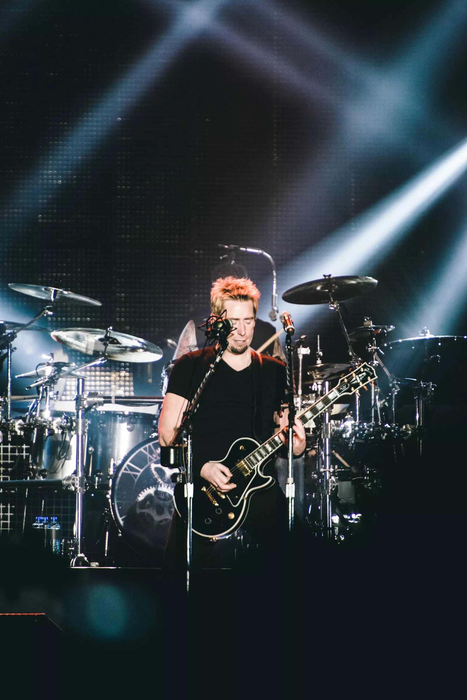 Lyssnar på Nickelback – för välgörenhet