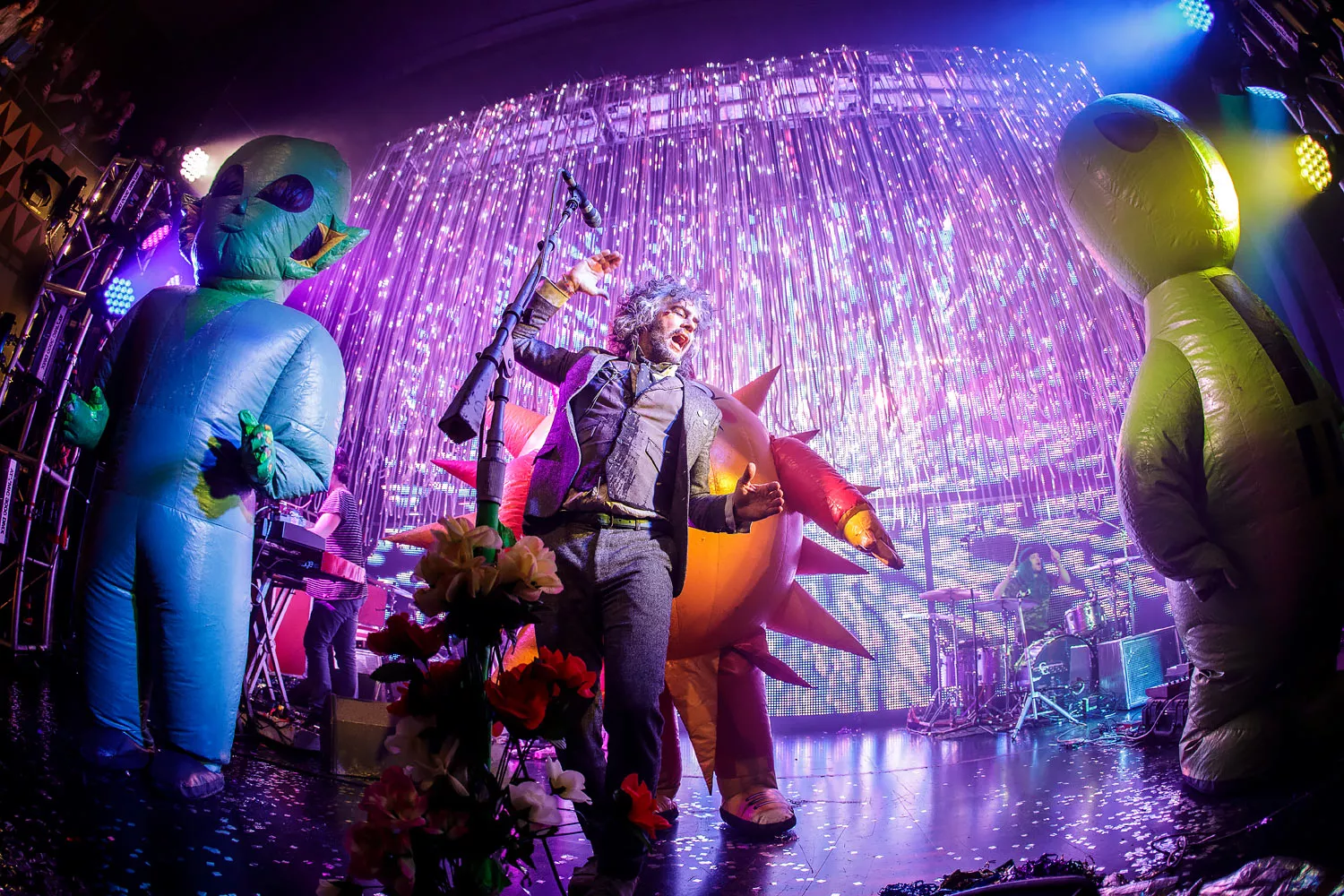 Annonserer nytt prosjekt sammen med Mac DeMarco