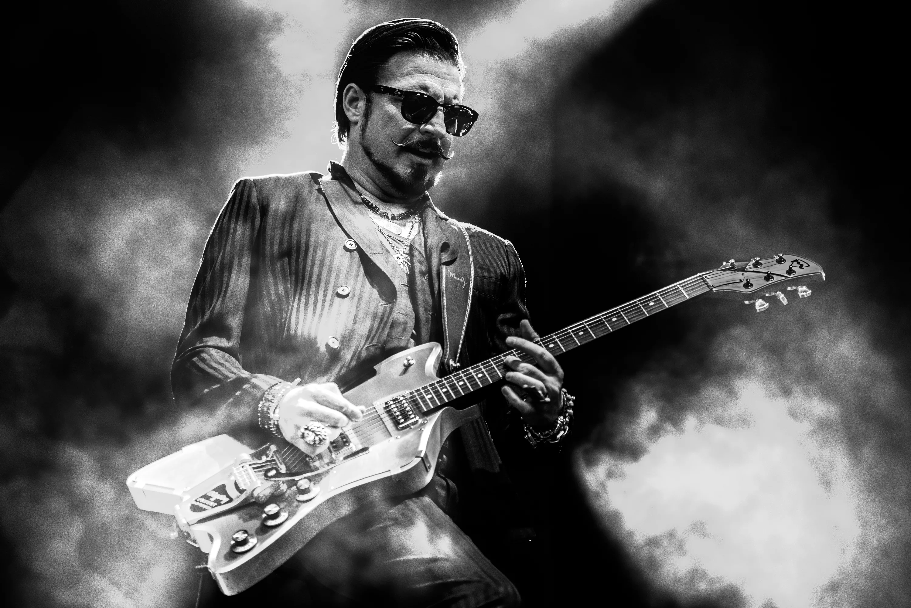 Hyllas för sina spelningar – återvänder till Sverige inom kort