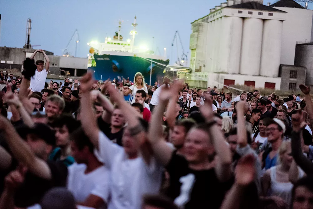 Bas Under Buen klar til dansk sommer