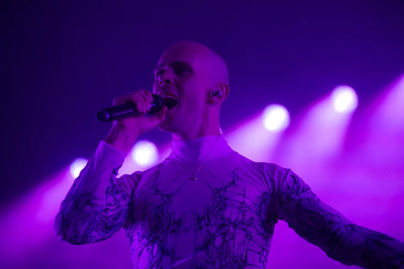 Danse i jordbærmåneskin – Kind Mod Kind lukkede natten ind