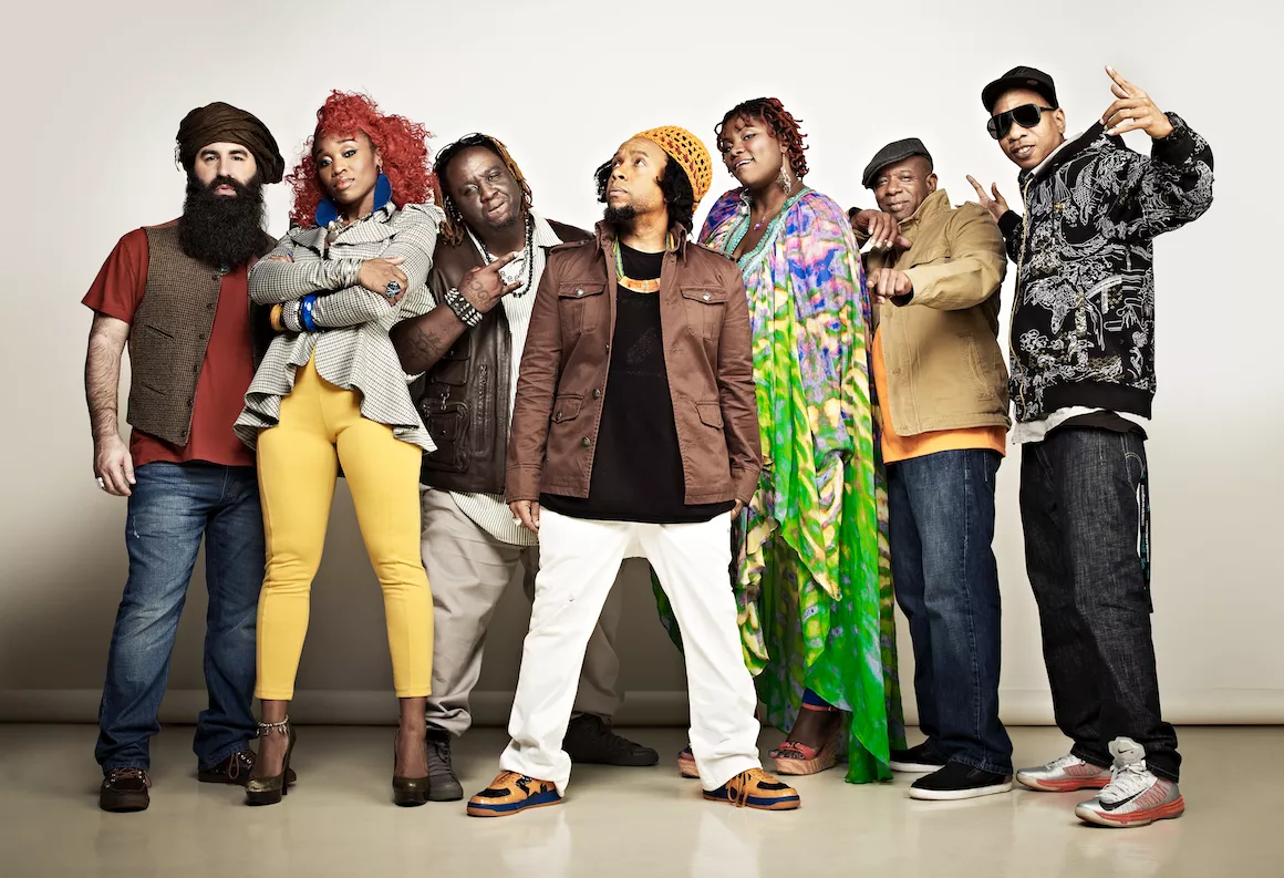 Arrested Development rammer dansk jord