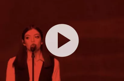 Se Lordes smukke hyldest til David Bowie