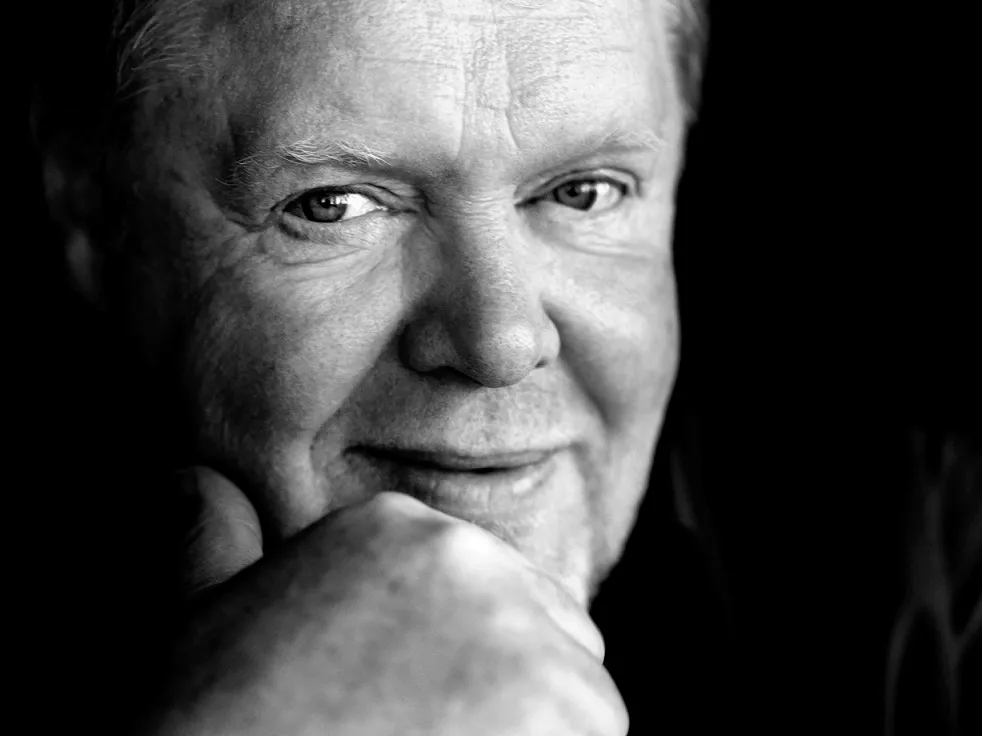 Sebastian røber flere albumdetaljer 