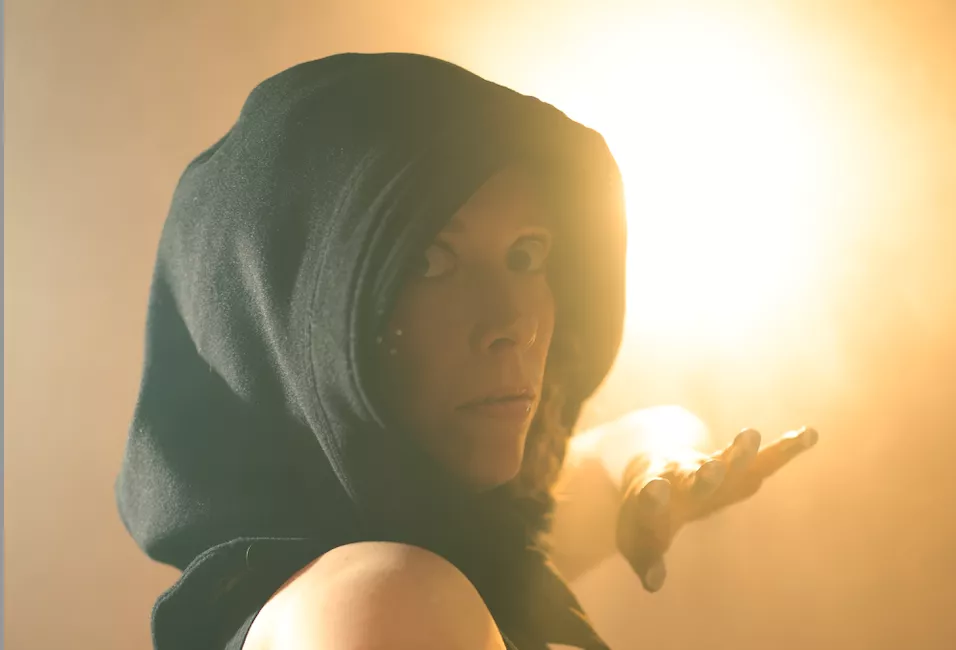 HUNBJØRN KLAR MED NY SINGLE: ”Det der øjeblik, du ikke så komme, hvor suset af fristelse virkelig truer med at vælte al fornuft"