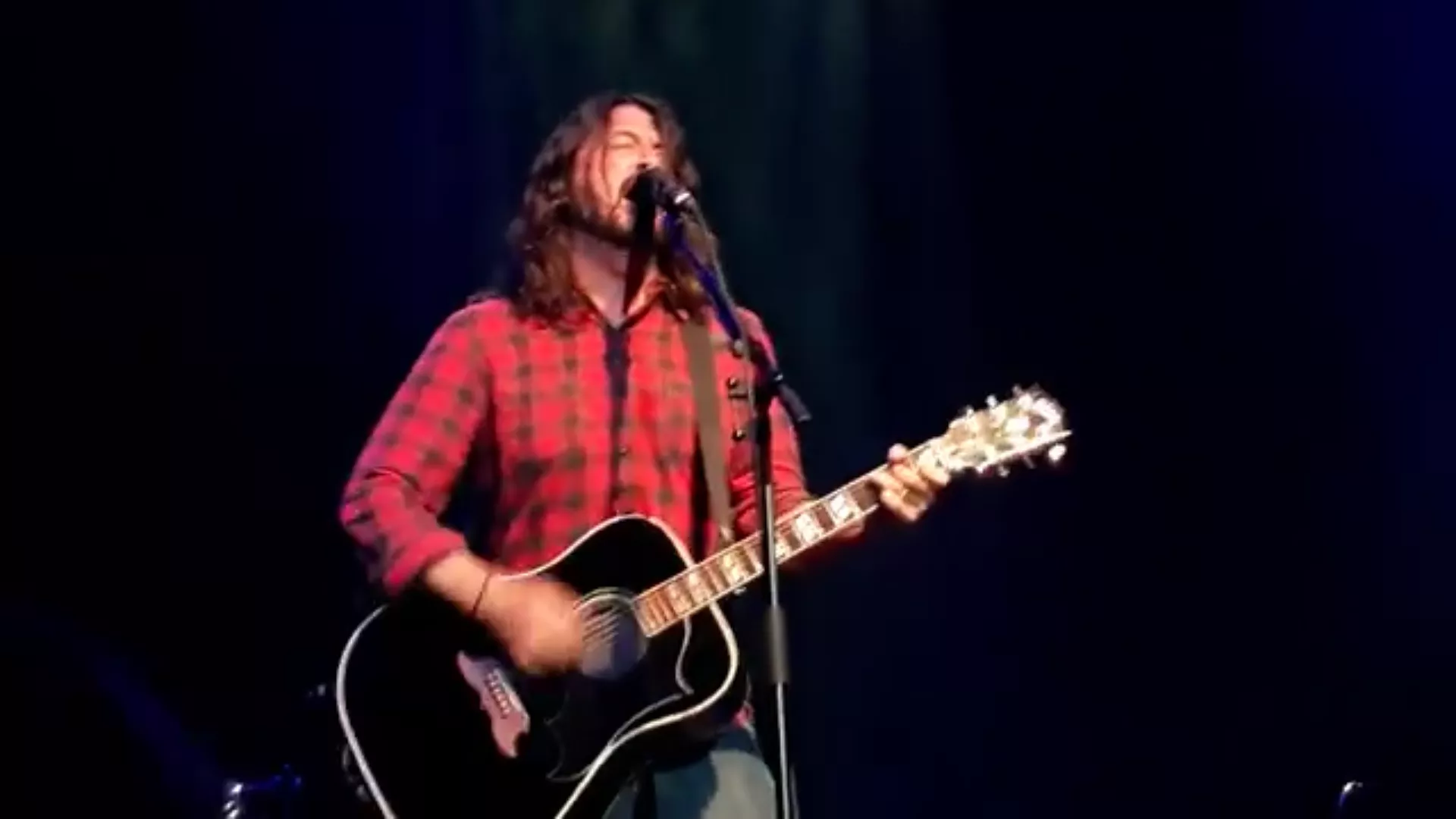 Hör Foo Fighters nya låt