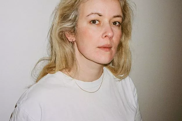 NU UDEN ALIAS: Penny Police vender tilbage