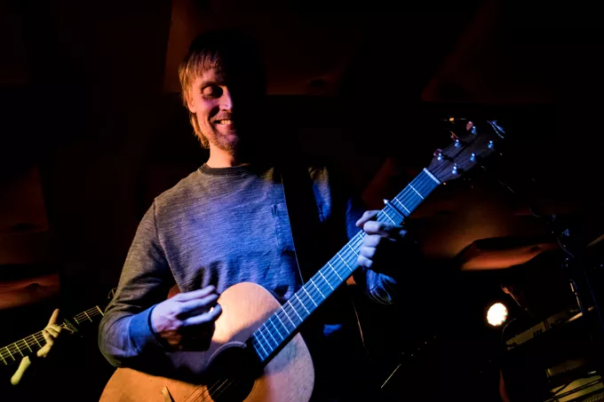 Tue West: Musikken er min offentlige udviklingsproces