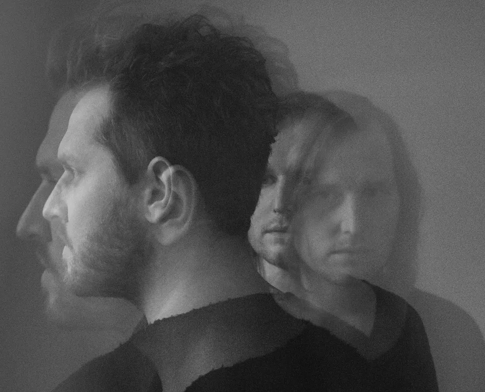 The Mary Onettes-bröderna aktuella med nytt band