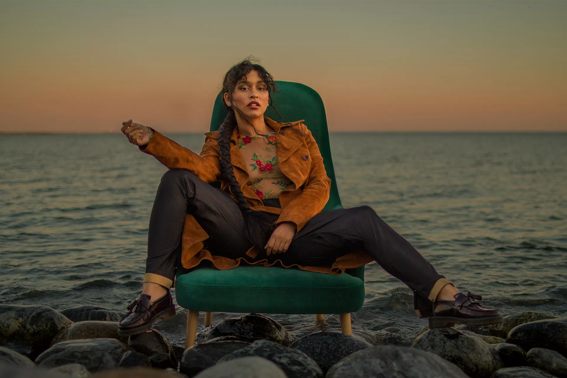 ”För att ta mig igenom det söp jag”