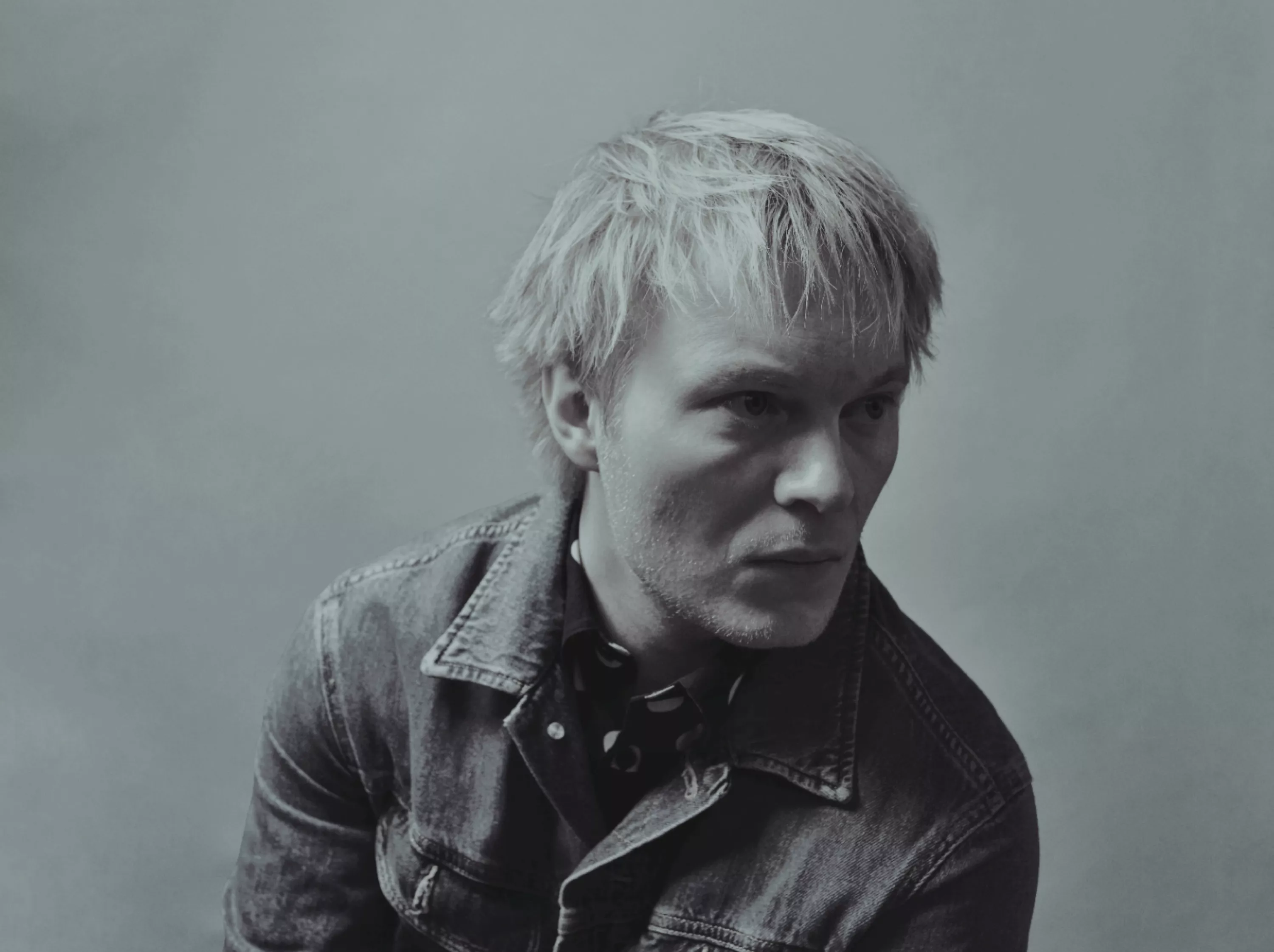 Dansk enmandshær går i Dylans støvede fodspor