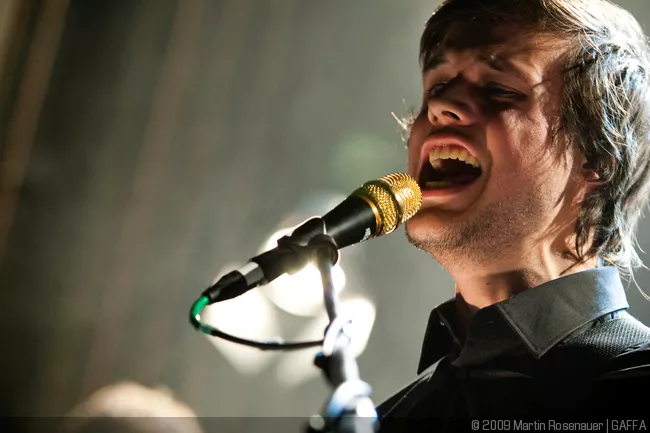 White Lies føler pres forud for andet album