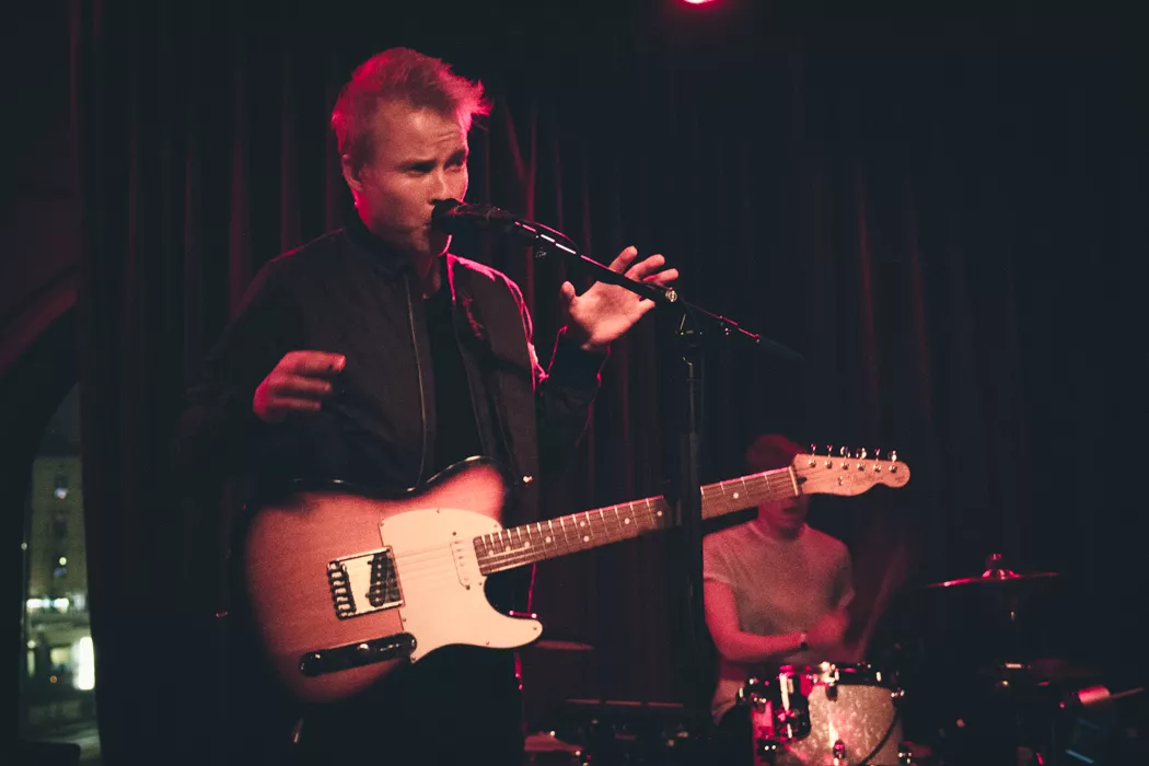 Tar sin avskedsturné till Sverige