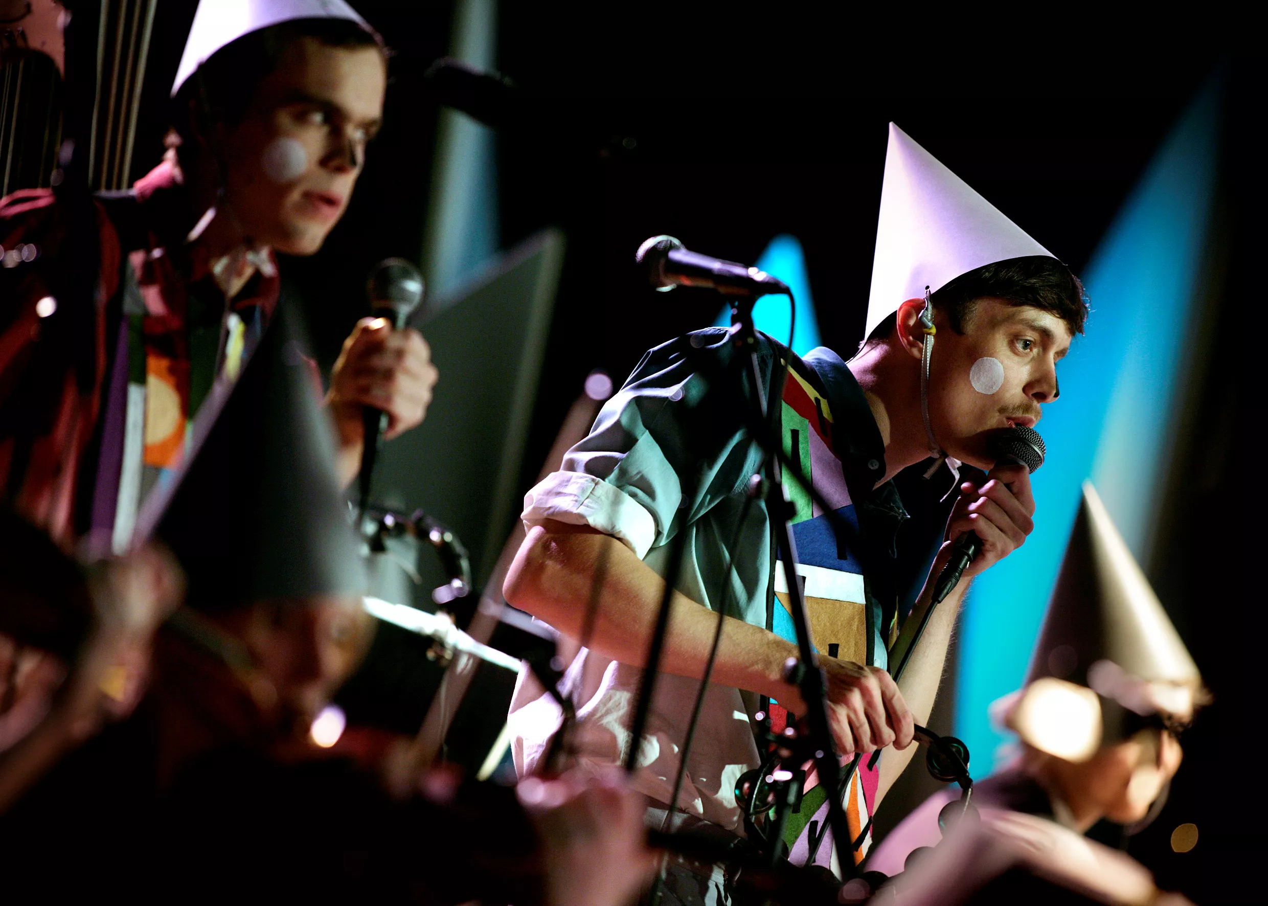 Efterklang opfører Performing Parades i London
