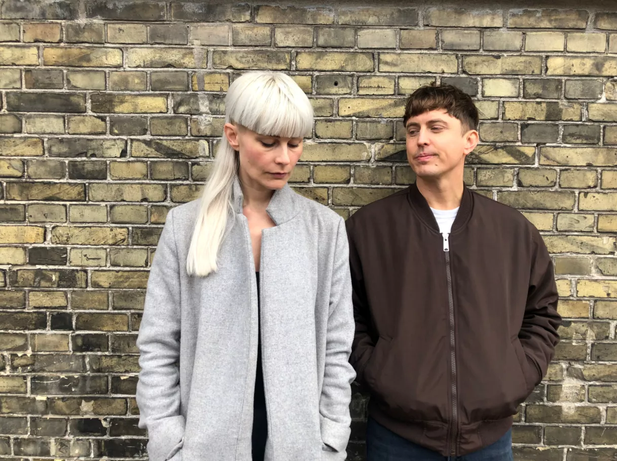 PREMIERE: Rumpistol og Kill J markerer nye begyndelser i smuk video