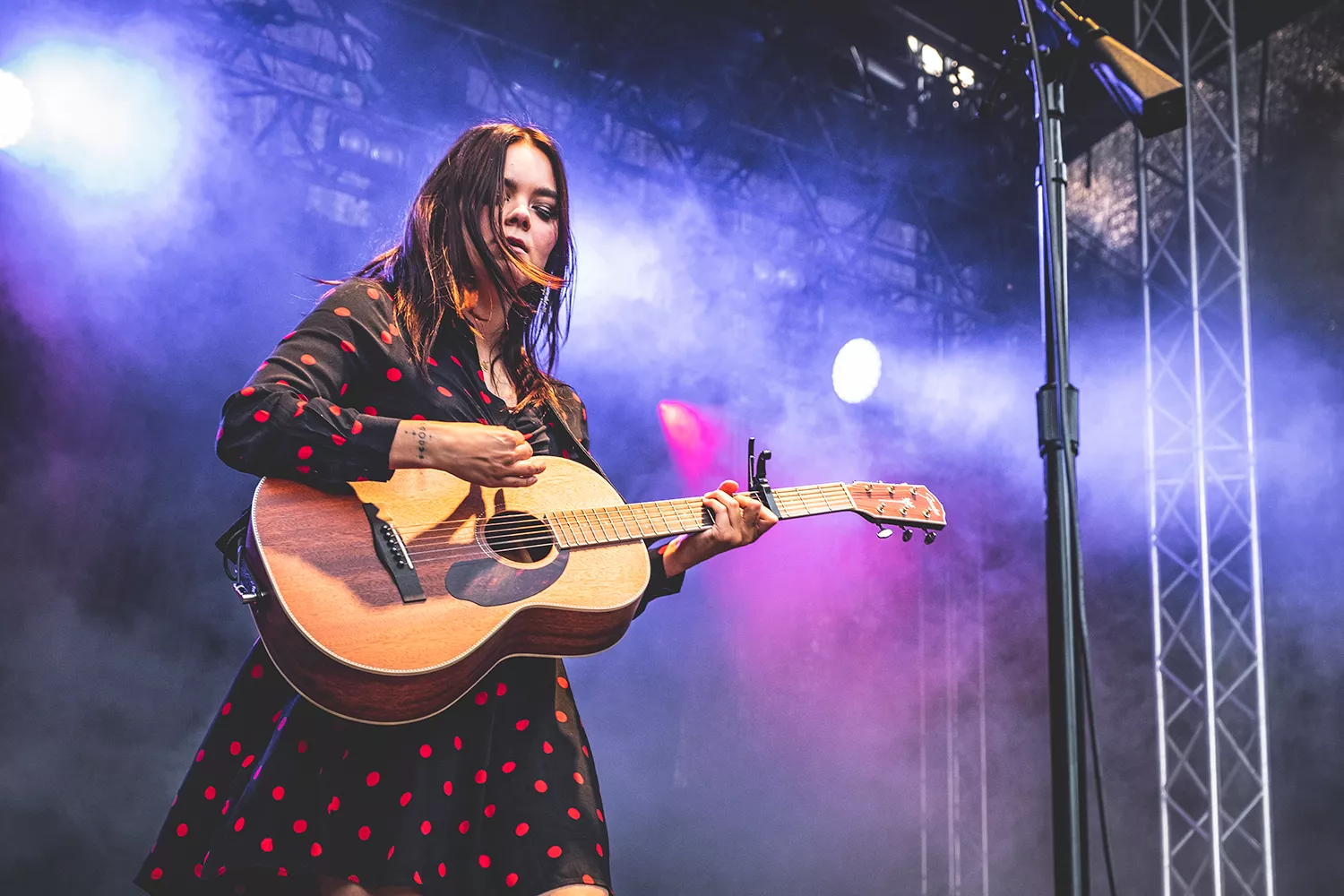 50 procent av alla nya gitarrister är kvinnor