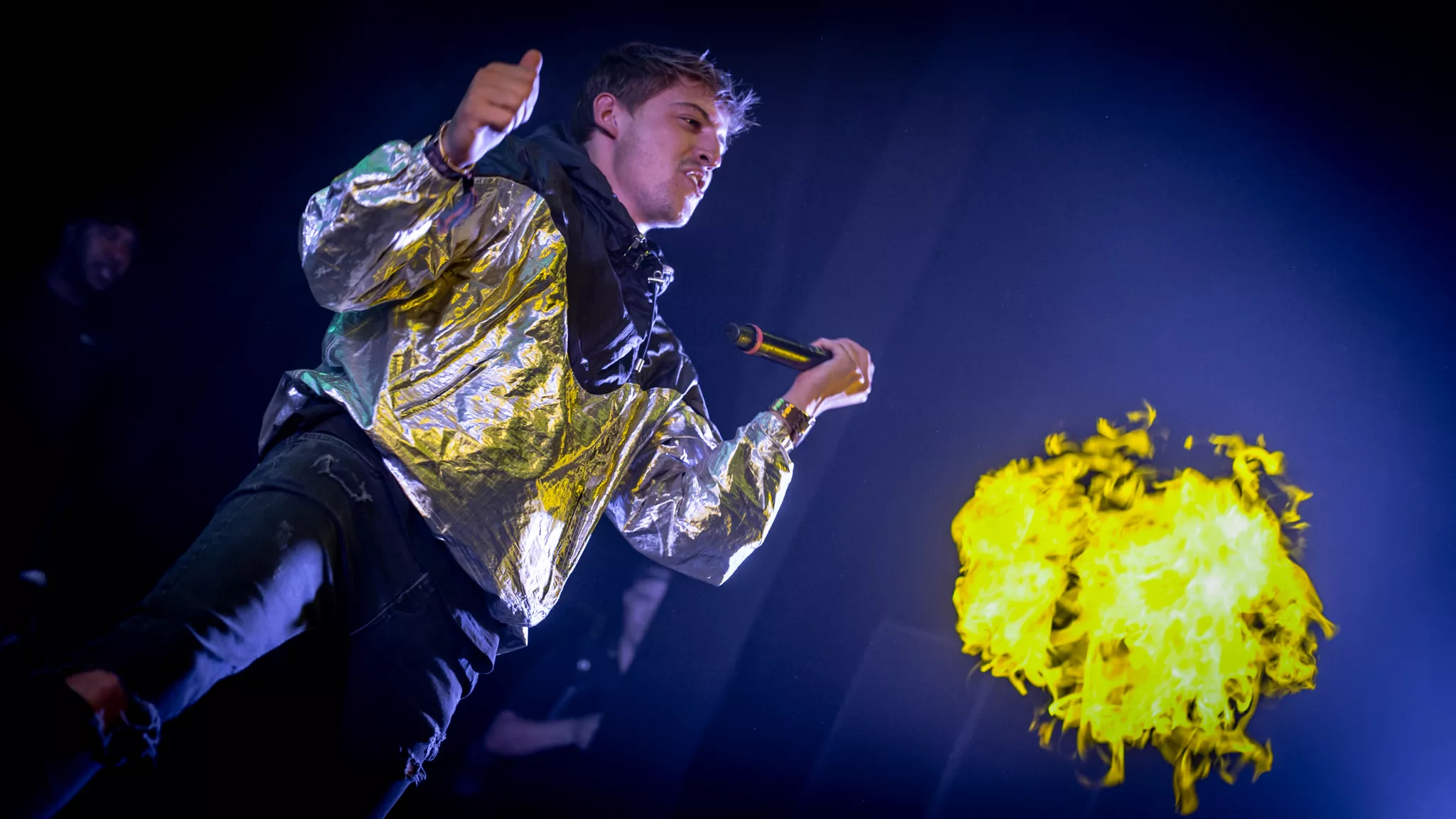 Lil Kleine gjort til gæst i sit eget farcelignende rod